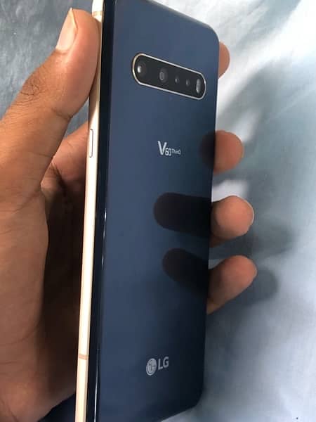 LG v60 8/128 best for gaming fast finger print 2