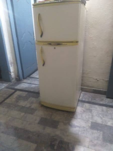 Fridge for sale in Awan Town miraj park Quaid e azam  street 0