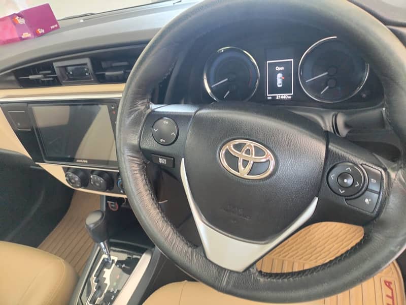 Toyota Corolla Altis 2022 1.6 x 4