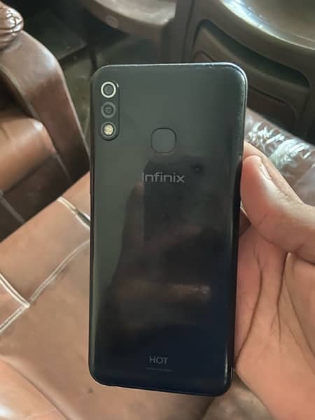 Infinix Hot 8 lite 0