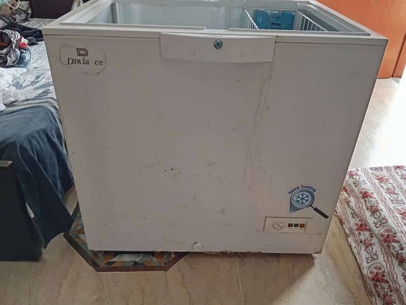 Dawlance Deep freezer model Ds-300es 1 day warranty 8