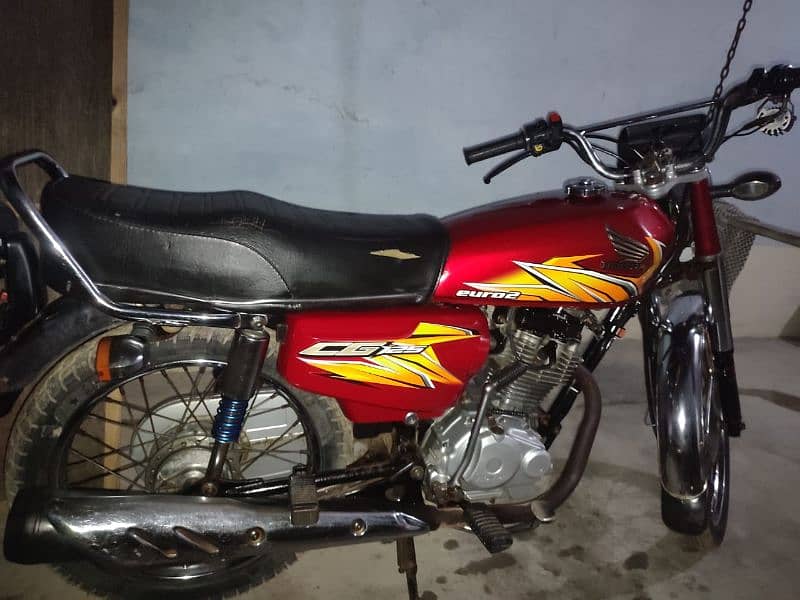 Honda CG 125 2021 Model  Karachi Num He 4