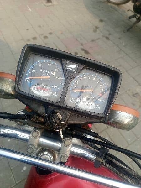 Honda 125 Good Condition 6