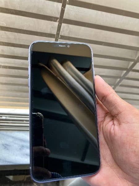 iphone 11, 256 gb, 96 BH genuinie, Non pta Factory unlocked 12