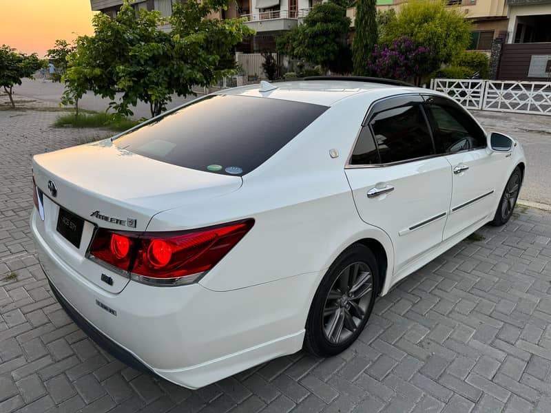 Toyota Crown 2013  Athlete G Package 3