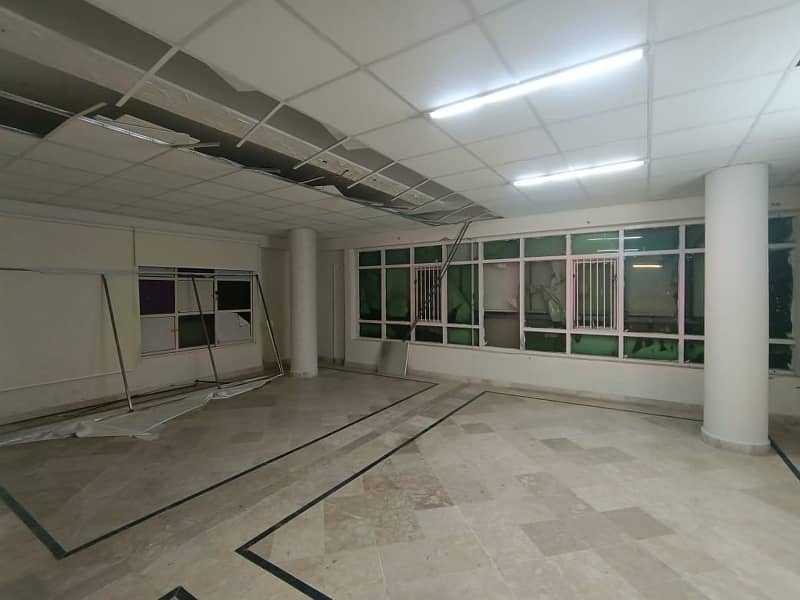 1100 Sqft Main Double Located 1st Floor Office Available For Rent Located In I-8 Markaz 3