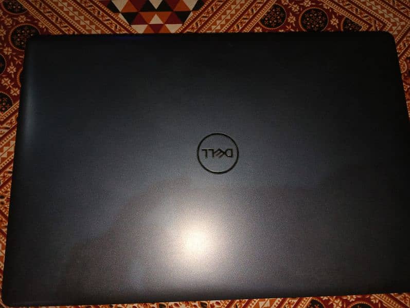 Dell Inspiron 5570 i5-8250U 2