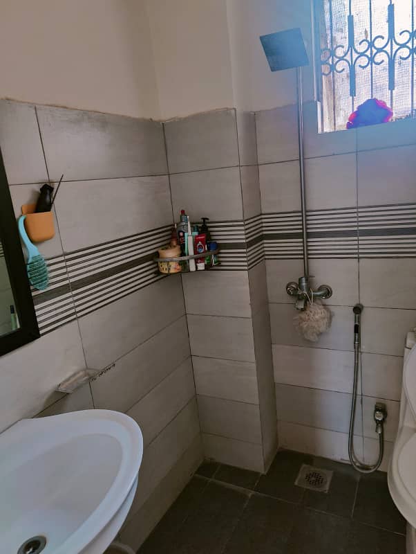 1 BEDROOM WITH ATTACHED BATH FOR RENT IN ALLAMA IQBAL TOWN 4