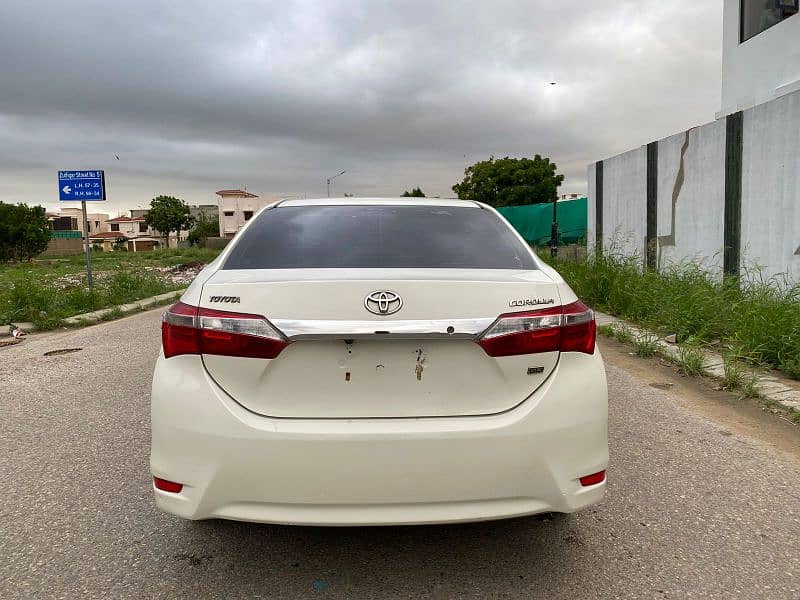 Toyota Corolla GLI 2015 5