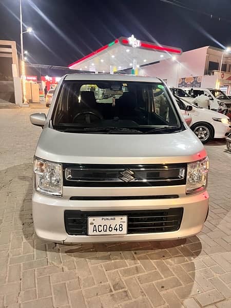 Suzuki Wagon R 2017 1