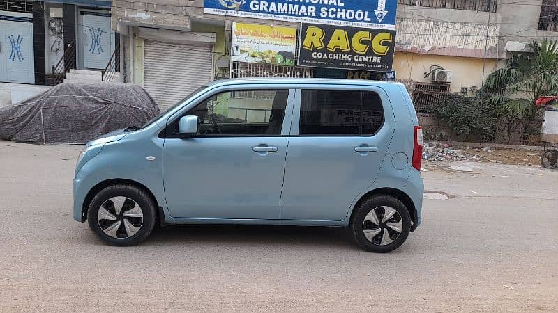 Wagonr In Extra Ordinary Condition 9