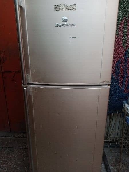 Dwalanc refrigerator in good condition all ok 0