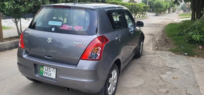 Suzuki Swift 2011 4