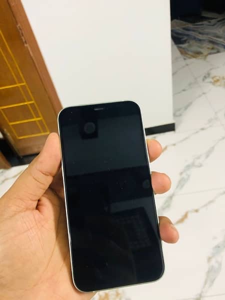 iPhone 12 64GB LLA Variant NonPTA 2