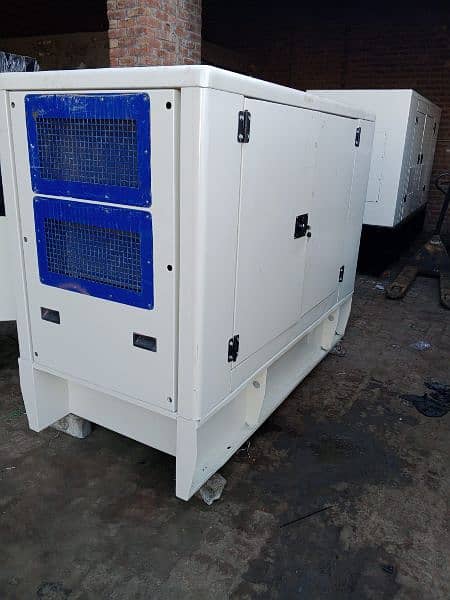 30Kva Perkin Generator. 6