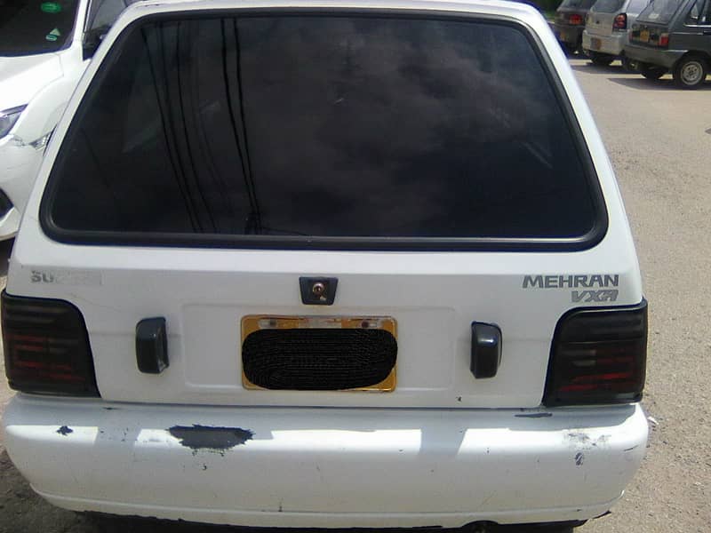 MEHRAN VXR 2010(DUPLICATE FILE) WHITE GOOD ORIGINAL CONDITION 3