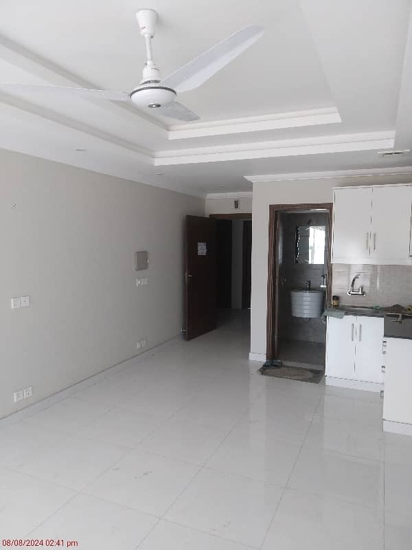 405 Square Feet Flat For Sale Is Available In Top City 1 3