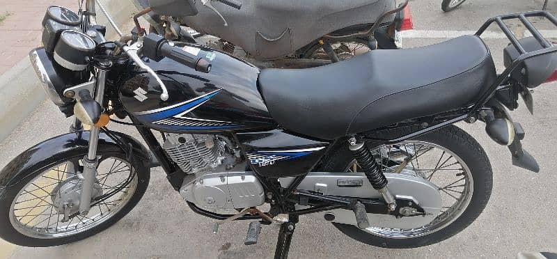 SUZUKI GS 150 2022(december) @330000 1