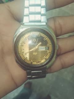 omax orgnal old and gold watch