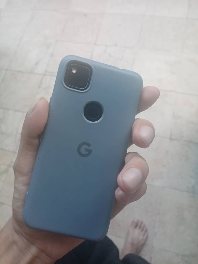 Google Pixel 4a 4g 3