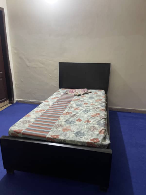 Furnished room For rent 0