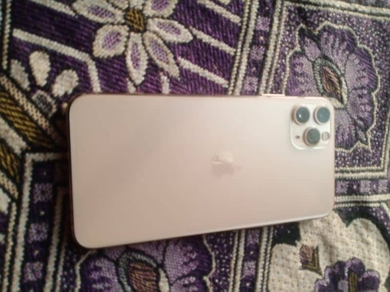 iphone 11 pro max For sale 4