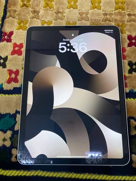 iPad Air 5  M1 chip Starlight 64GB complete box . 4