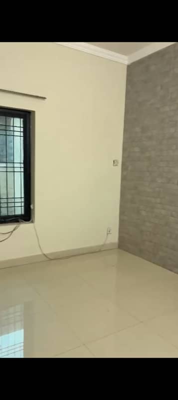 MIAN ESTATE OFFERS KANAL LOWER PORTION with 3 beds 4 baths available for RENT 8