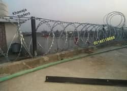 Complete installation Razor Wire Concertina Barbed  Chainlink Fence