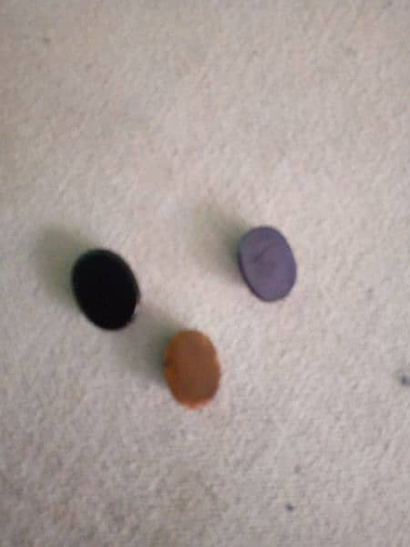 100 % original 3 stone. Neelam, Tiger, Black Aqeek 1