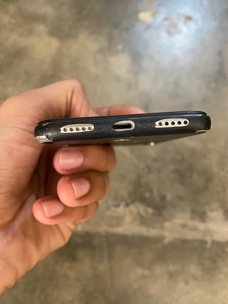 iPhone X 64gb pta approved 4