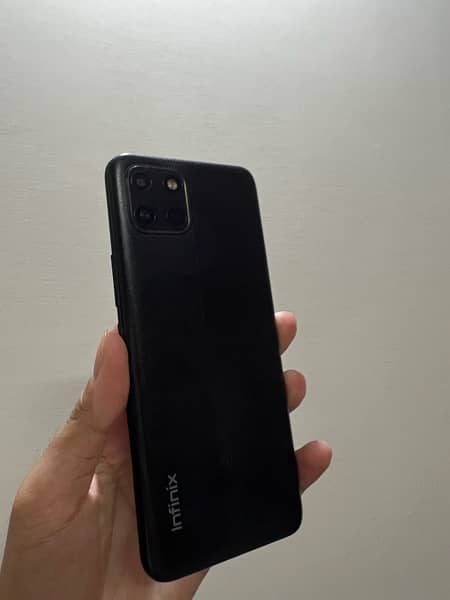 Infinix smart 32gb 1