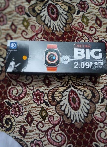 t900 ultra smartwatch with complete box lush condition 0