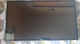 Slim TV for sale  *price is negotiable* (read description)