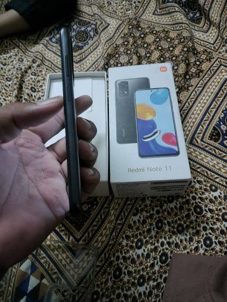 Xiaomi REDME NOTE 11 COMPLETE BOX ORiginal charger only glass chamged 3