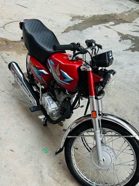 honda 125 2024 5