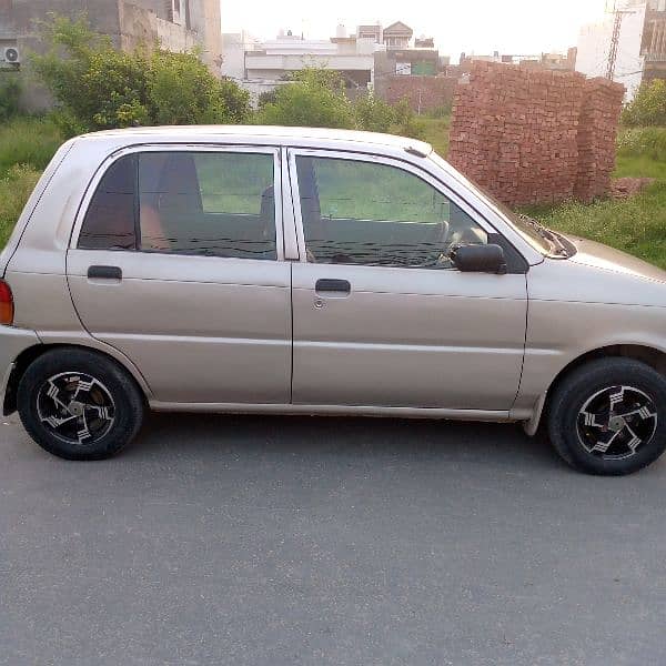 Daihatsu Cuore 2003 6