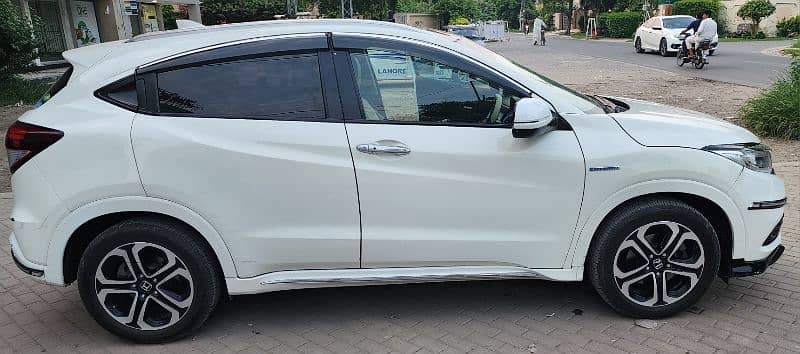 Honda Vezel hybrid 2016 model 11