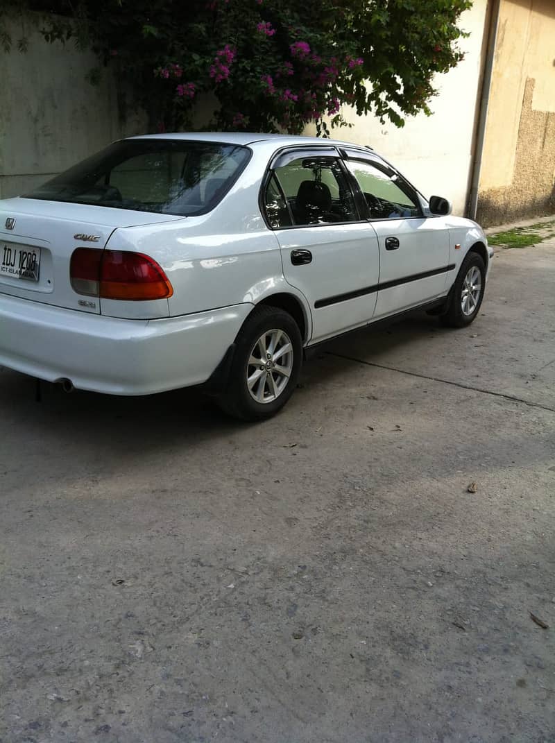 Honda Civic EXi 1997 3