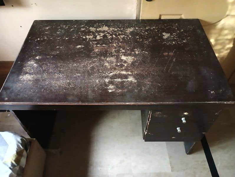 Table for sale (read description) 1