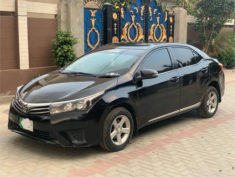 Toyota Corolla XLI 2015 3