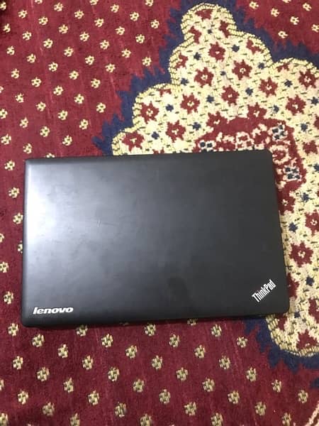 Lenovo thinkpad egde 1