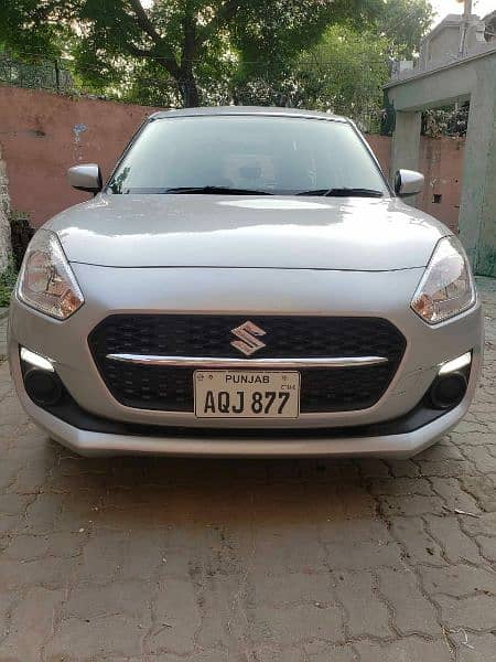 Suzuki Swift 2022 . GL CVT . Automatic . Full new condition. 1