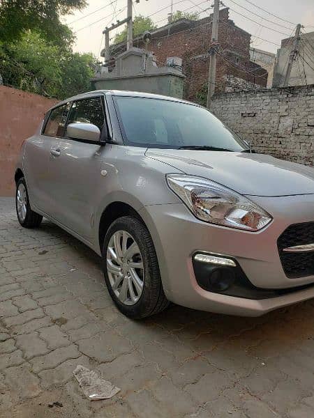 Suzuki Swift 2022 . GL CVT . Automatic . Full new condition. 11