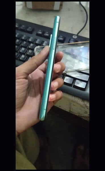 Oneplus 8T 12. . 256 Condition 10by10 4