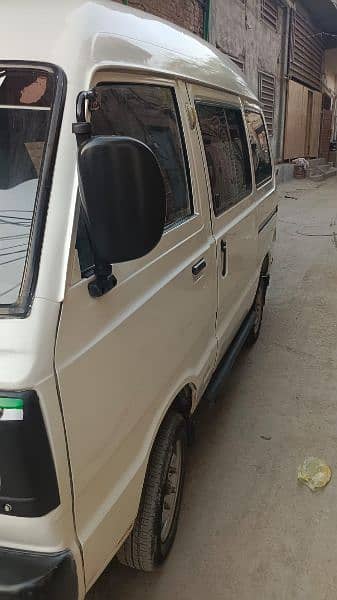 Suzuki bolan van white color bohat zabardast condition 3