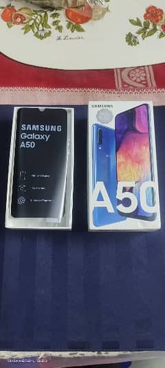 Samsung A50 (SEALED 10/10)