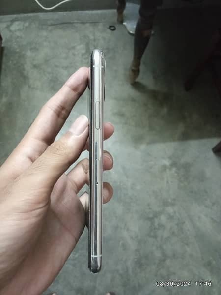 iphone 11 pro 64 Gb 1