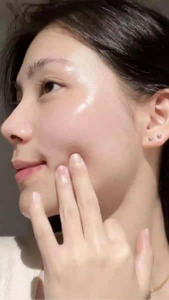 Korean glass skin glow serum 2