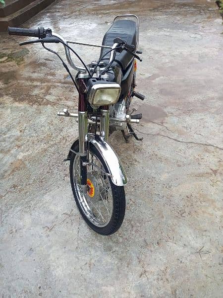 urgent sailing. HONDA 125CG 0